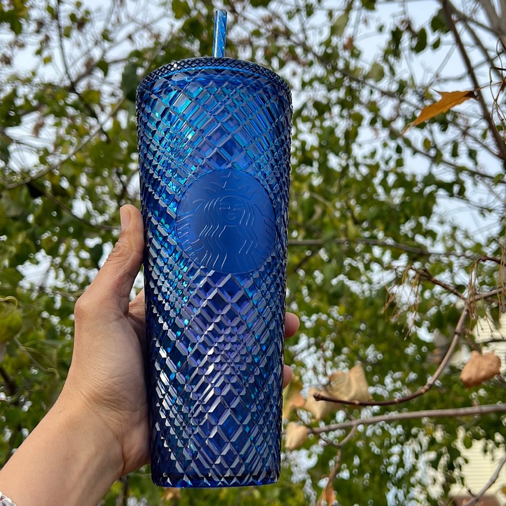 Holiday 2022 Released! Starbucks Azure Blue Jeweled Venti